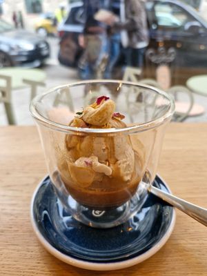 Affogato with vanilla almond ice-cream at iceDate - Amalienstt in Munich