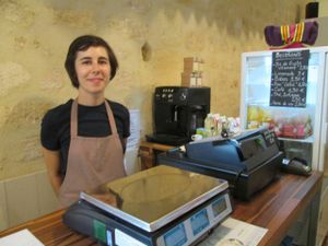Johanna and her partner are welcoming and helpful. at La Cuisine de Johanna in Bordeaux