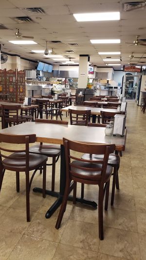 Large dinning room at Taj Chaat House in Irving