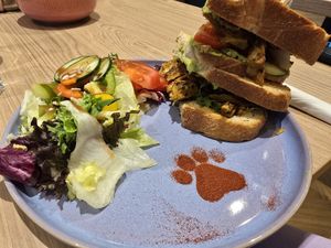 Sample sandwich at Katzentempel Hamburg Holstenwall in Hamburg