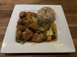 Gardein Orange Chicken with Brown Ricee  at Yard House in Orlando