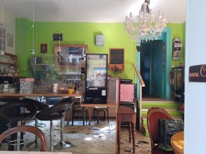 Interior at Crazy CupCake Cafe in Luzern