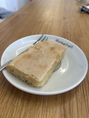 -Lemon cake 4,50€  at TUTTO BERNY in Oberoesterreich