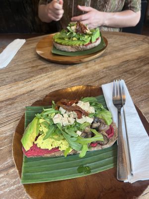 Vegan Avocado Toast  at Kayu Cafe in 