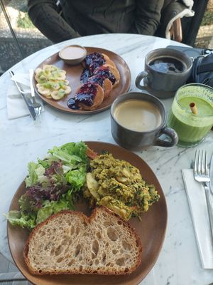  at Bi Nevi Deli in Istanbul