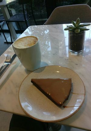 Toffy Chocolate cake at Bi Nevi Deli in Istanbul