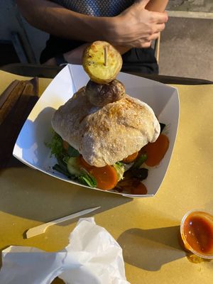 vegan burger/sandwich at Genuino in Trieste