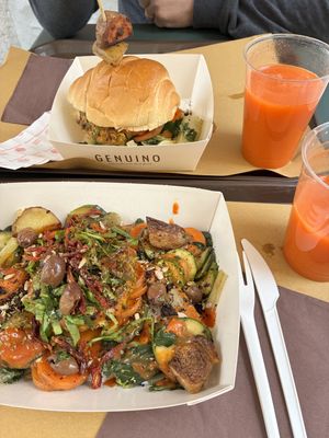 Burger & vegetables   at Genuino in Trieste