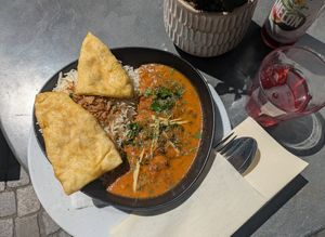 veganes Bhartha (gegrillte Aubergine in Soße, Reis, Naan) at Chili & Chai in Ravensburg