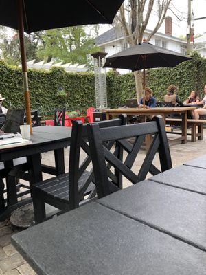 Patio  at Foxy Loxy in Savannah