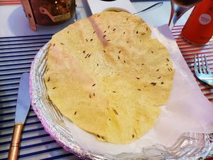 Vegan bread option at Tamarind in Lisbon