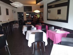 restaurant floor at Meraki - Leiria in Leiria