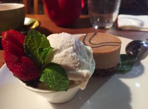 Raw mudslide cake & Vegan icecream at Vegilicious in St Kilda