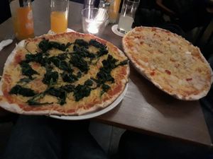 Spinat + Ananas at Cafe von and zu in Bonn