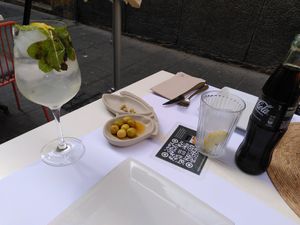 Spicy olives and lemonade at Restaurante Oslo in Valencia