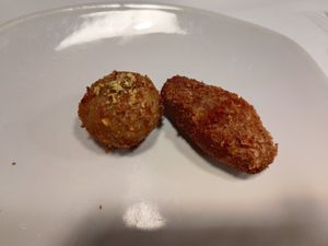 Croquette at Restaurante Oslo in Valencia