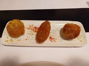 Croquettes at Restaurante Oslo in Valencia