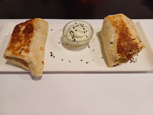Miso sesame wrap at Restaurante Oslo in Valencia