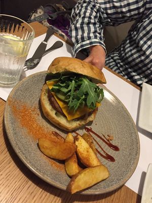 Burger  at Restaurante Oslo in Valencia
