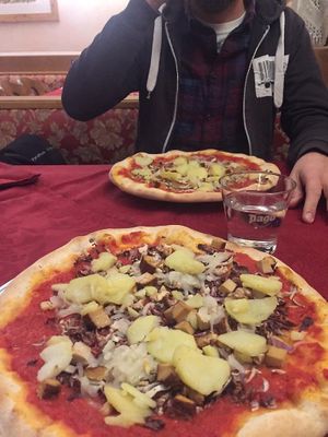 Pizza “Tofu” at Pizzeria Bar Botti in Rovereto