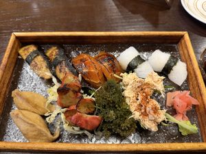 Sushi platter  at Zhisu 旨素·净素日料居酒屋 in Beijing