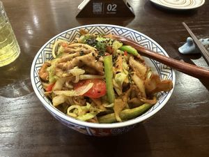 Vegan beef rice bowl  at Zhisu 旨素·净素日料居酒屋 in Beijing