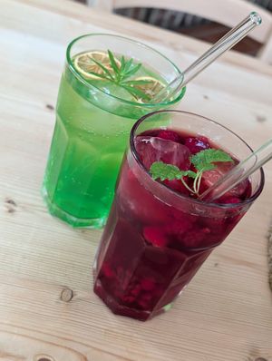 Hausgemachte vegane Limonaden at KutscherHus in Waldeck