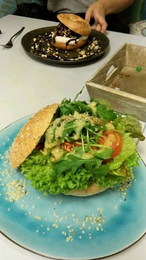 bagel + rauwkost sandwich at VegaVerso in Leuven