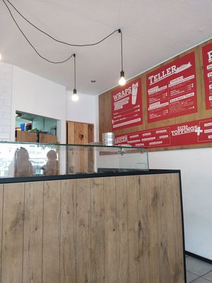 Bancony and menu at Veggie Bros - Juliuspromenade in Wurzburg