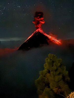 Volcano Fuego in Guatemala at Unruly Travel Group Trips - Berlin in Berlin