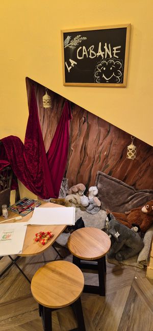 A kid corner while you do your purchases. at Les Produits De La Vie in Vincennes