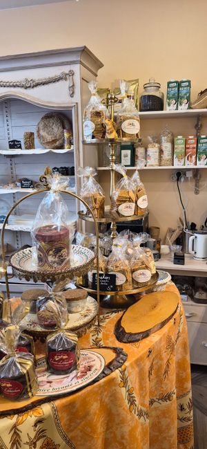  at Les Produits De La Vie in Vincennes