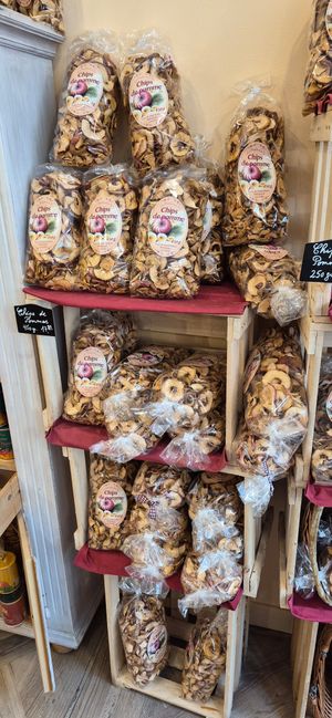  at Les Produits De La Vie in Vincennes