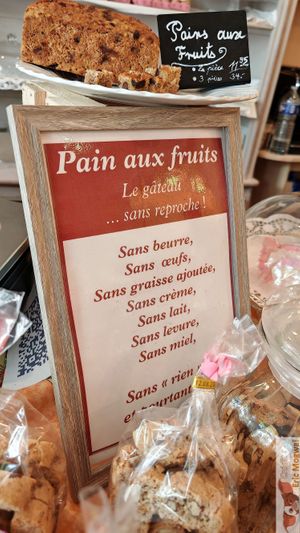  at Les Produits De La Vie in Vincennes