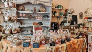 Biscuit Factory at Les Produits De La Vie in Vincennes