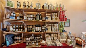  at Les Produits De La Vie in Vincennes