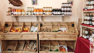 Organic fruits and vegetables at Les Produits De La Vie in Vincennes