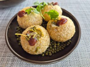 Pani puri 3 for $13: good but they pour tamarind sauce for you which i hated at MOD. Dining in Sydney