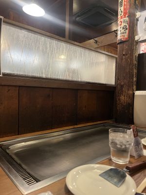 A table seat of Nagata-ya. Quite private.  at Nagataya in Hiroshima