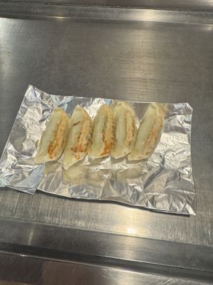 Vegane Gyozas als Vorspeise   at Nagataya in Hiroshima