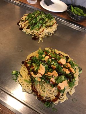 Okonomiyaki vegano at Nagataya in Hiroshima