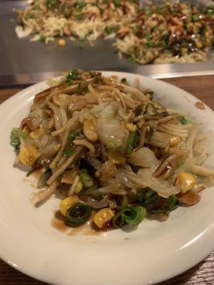 Okonomiyaki with yakisoba !  Delicious 👍👍 at Nagataya in Hiroshima