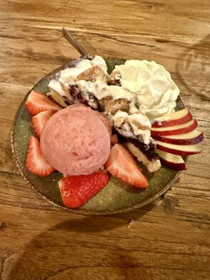 Blondie with sorbet and vegan whipped cream  at Brasserie Beestenboel in Goes