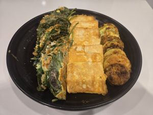 Assorted savory egg pancake at My Little Veggie Pub in Seogwipo