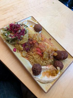 Veganer Teller at Fatima und die 9 Zwerge in Dresden