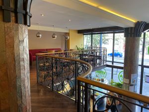 Obere Etage zum Essen  at Vega City in Budapest