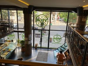 Sicht aus oberer Etage nach unten  at Vega City in Budapest