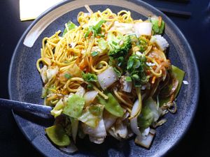 Vegan vegetable yakI soba at DonMono  in Vienna
