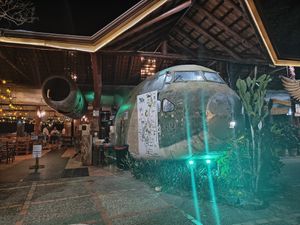 Restaurant - Outside front of Aeroplane at El Avion in Manuel Antonio