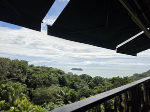 at El Avion in Manuel Antonio